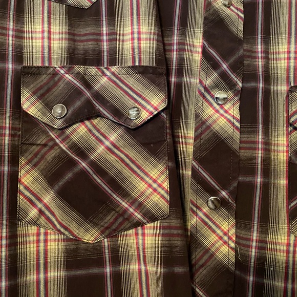 Cowboy Up Brand brown plaid western button up shirt with mother of pearl snaps - Picture 4 of 7